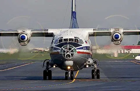 antonov an 12 2