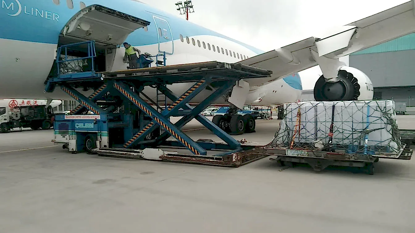 b77ca4e5 f4b0 48b3 8c8a 738def07ae63