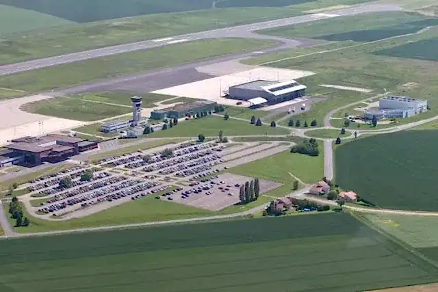 Metz-Nancy Lorraine Havaalanı özel uçak kiralama